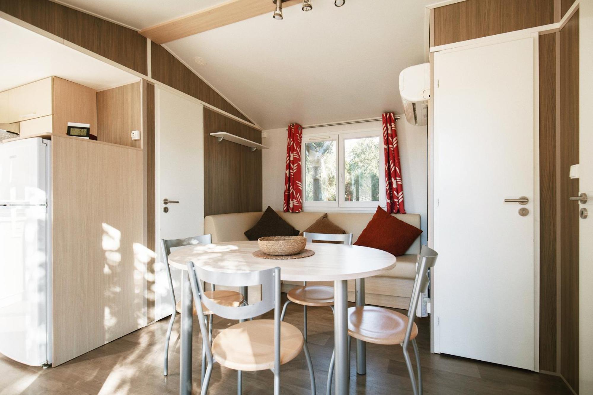 Hostal Rural Can Pau Cantallops 部屋 写真
