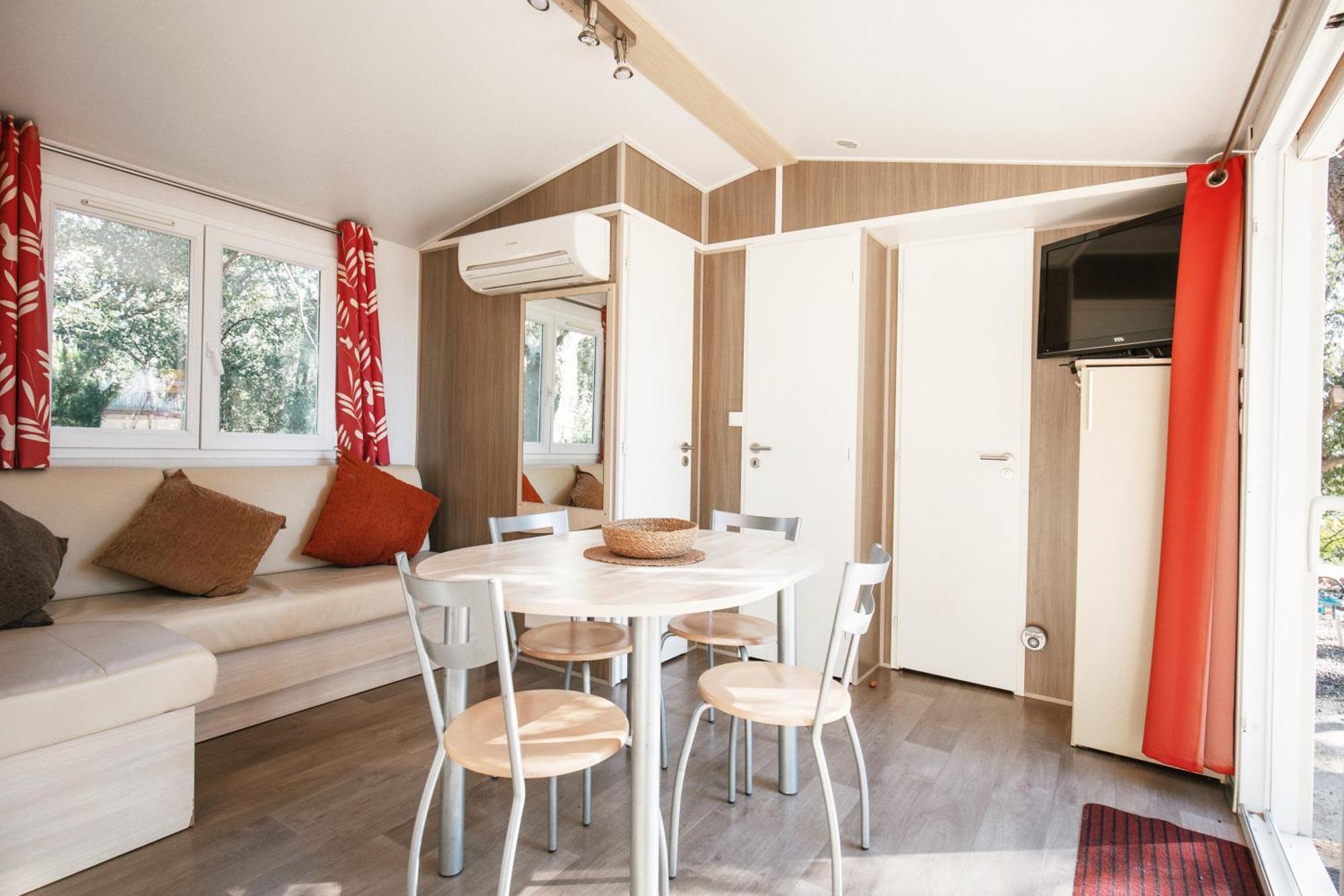 Hostal Rural Can Pau Cantallops 部屋 写真